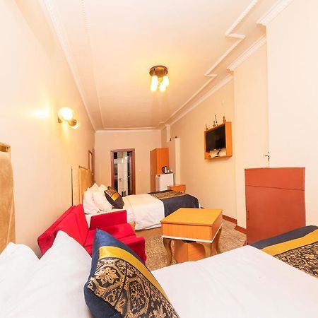 Vefa Hotel&Suites อิสตันบูล ภายนอก รูปภาพ